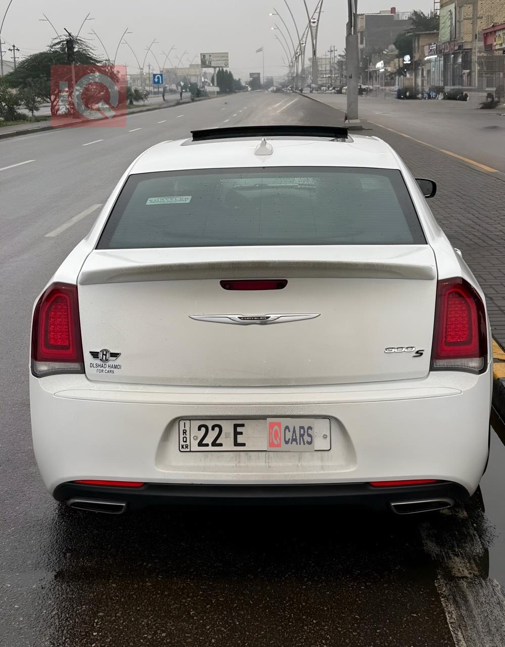 کرایسلەر 300